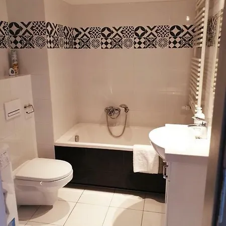 Promenada Apartment *